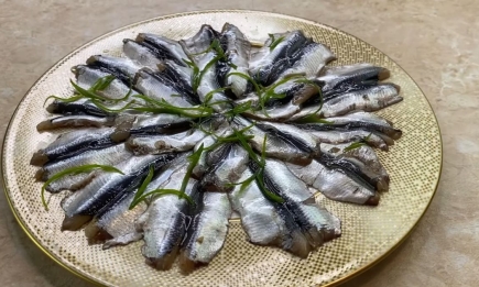 Ви не уявляли, що цю дешеву рибку можна так смачно приготувати: рецепт фантастичного маринаду