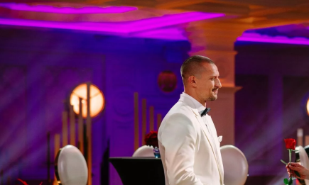 Первая церемония на шоу: кто из девушек получил от "Холостяка" Цымбалюка розу, а кому пришлось попрощаться