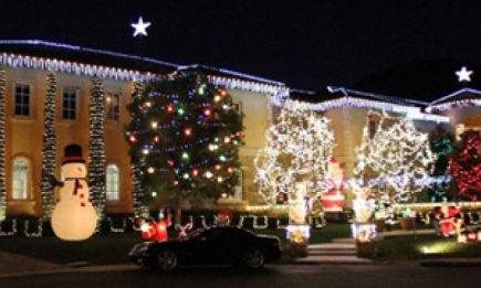 Бритни Спирс украсила дом к Рождеству