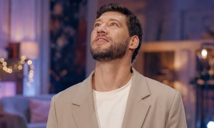 Таке на "Холостяку" вперше! Учасниця шоу злетіла зі стелі, щоб вразити Кравцова (ВІДЕО)