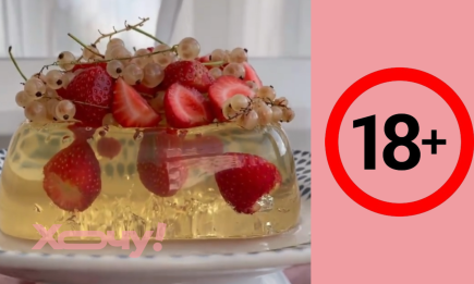 Изысканный десерт "18+": рецепт идеального тортика для взрослой вечеринки (ВИДЕО)