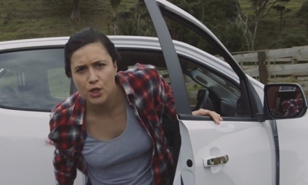 Не ожидал увидеть женщину за рулем: юмористический ролик, который демонстрирует сексизм в современной рекламе