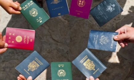 В Украине разрешат иметь множественное гражданство: президент Зеленский объяснил, кого затронут изменения (ВИДЕО)