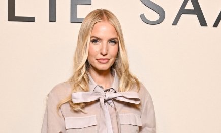 Леони Ханне на фоне итальянских пейзажей показала длинные ножки в платье от украинского бренда (ФОТО)