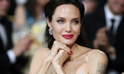 "Привлекательный и в возрасте": у Анджелины Джоли новый роман