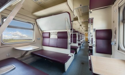 Верхня чи нижня полиця: "Укрзалізниця" остаточно пояснила, хто на що має право