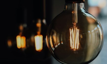 Тариф на свет с 1 января: сколько реально будут платить украинцы в 2026 году