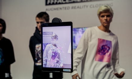 Переход моды в цифровую реальность: FFFACE.ME x FINCH представили AR-коллекцию в рамках Ukrainian Fashion Week