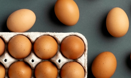 Чому не можна мити курячі яйця? Навіть досвідчені господині припускаються цієї помилки