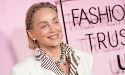 Шэрон Стоун сделала ставку на полоску: как выглядит звезда "Основного инстинкта" сегодня (ФОТО)