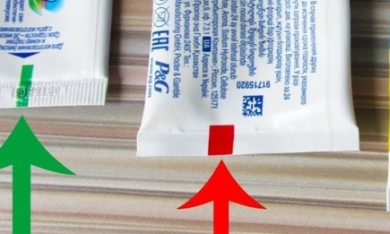 Мало кто знает, что на самом деле означают цветные полоски на тюбике зубной пасты: наконец-то секрет раскрыт!