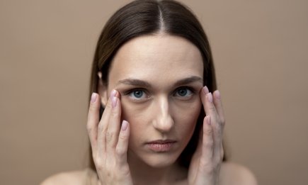 Всего 3 шага: как быстро убрать темные круги под глазами за 5 минут