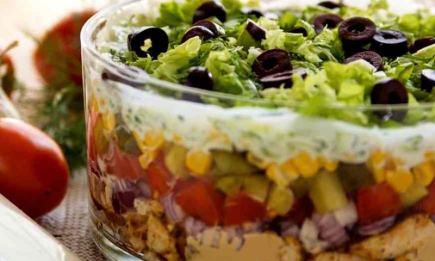 Спробуйте - і будете готувати на всі свята: салат, який легко “взуває” традиційну Шубу (РЕЦЕПТ)
