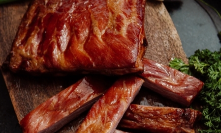 Особливий спосіб приготування: свинячі реберця, смачніші, ніж шашлик (РЕЦЕПТ)