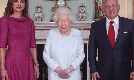 Королева Рания с мужем и сыном на аудиенции у Елизаветы II в Букингемском дворце (ФОТО)