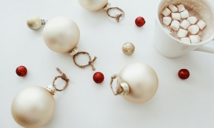 Оксамитові кульки на ялинку своїми руками: простий хенд-мейд з содою і фарбою (ВІДЕО)