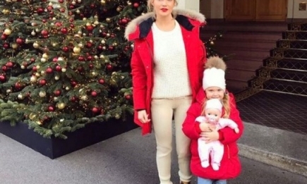 Глюкоза показала подросших дочерей и новогоднюю елку (ФОТО)