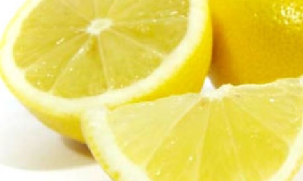 Кому нельзя есть лимон?