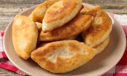 С крышкой или без: как на самом деле жарить пирожки, чтобы получить идеальную корочку (ВИДЕО)