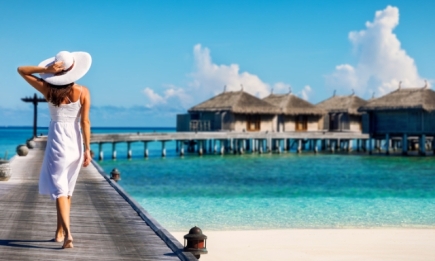Карантин на Мальдивах: туристов приглашают на роскошный курорт для изоляции от коронавируса (видео)