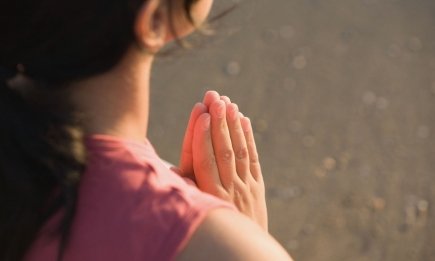 Сильные молитвы, которые должен прочесть каждый верующий в Великую субботу перед Пасхой