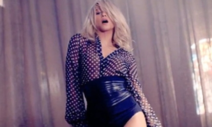 Шакира представила клип Addicted To You