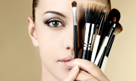 Чистые и мягкие: как очистить кисти для макияжа, чтобы не испортить их