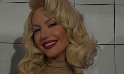 Невероятная блонда! Леся Никитюк устроила фотосессию в стиле Мэрилин Монро (ФОТО)