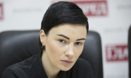 "Третье высшее не помешает": Анастасия Приходько снова решила сменить профессию