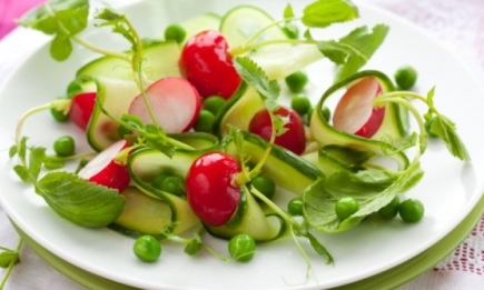 Салат из молодого редиса: рецепты приготовления