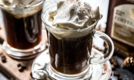 К Международному дню кофе: любимый ирландский коктейль кофеманов (РЕЦЕПТ)