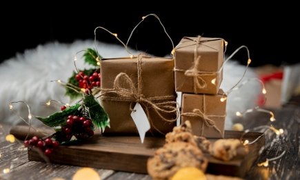 Что подарить куме на Новый год 2026: ТОП-20 идей на небольшой бюджет