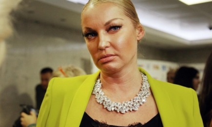 Анастасия Волочкова отвергла руку помощи Даны Борисовой в борьбе с алкоголизмом: "Мало ли что может придумать больной человек"