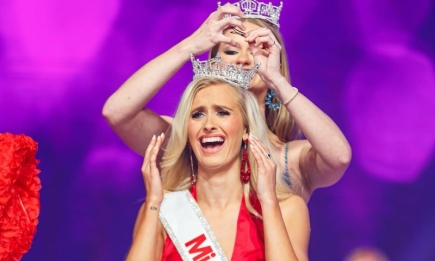 Впервые в истории конкурса: на "Мисс Америка-2024" победила военная красавица (ВИДЕО)