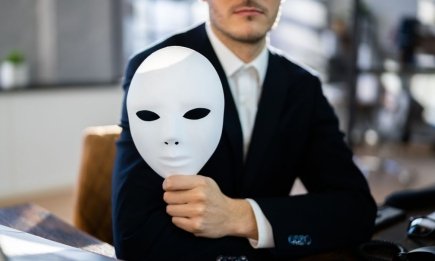 10 признаков абьюзера: как понять, что вы в отношениях с токсичным мужчиной