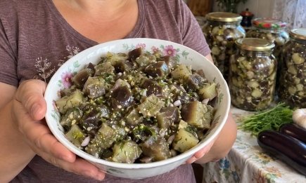 По вкусу не отличишь от белых грибов: готовим на зиму самую вкусную заготовку из баклажанов (РЕЦЕПТ)