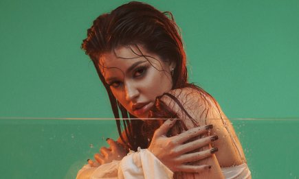 "Зруйнована": Olya Shelby представила самую интимную работу (ВИДЕО)