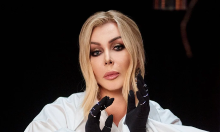 55-летняя Ирина Билык отважилась на необычную процедуру, замедляющую старение (ВИДЕО)