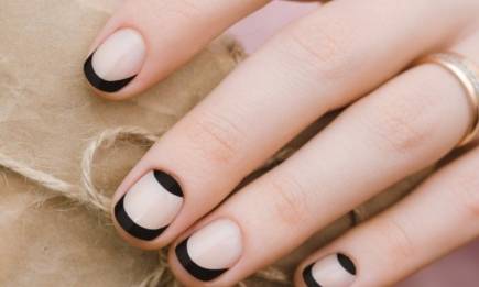 Чорний френч зараз в тренді: стильні ідеї для нігтів з чорними кінчиками (ФОТО)