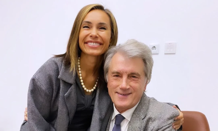 Дочь Ющенко призналась, как Виктор Ющенко влиял на ее личную жизнь и почему она искала черты отца в мужчинах.