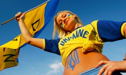 Болеем за Украину: футбольные фанатки Евро 2012