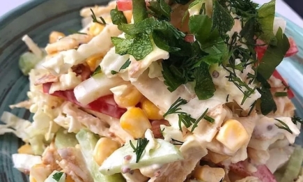 Новий дивовижний салат "Луцький привіт": смачна страва до святкового столу і не тільки (РЕЦЕПТ)