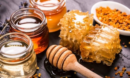 Не выбрасывайте засахарившийся мед: как вернуть его к жизни