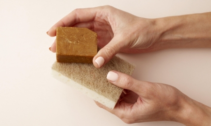 Это средство должно быть в каждом доме: как можно использовать хозяйственное мыло