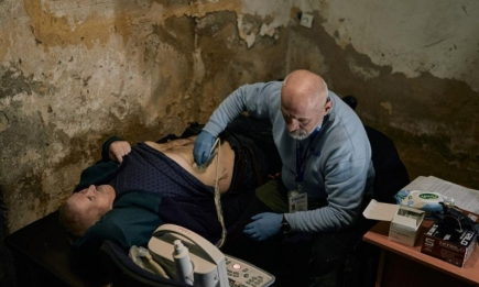 Леди в бронежилете: истории украинок-медиков, спасающих жизнь на фронте