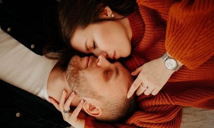 Подлинная близость или просто привычка? 7 тайных признаков, что вы на одной волне с партнером