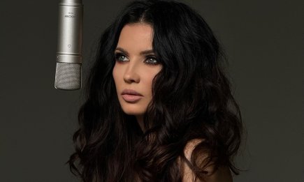 Певица Lama "взорвала" Сеть своим архивным фото 20-летней давности: "Стареть вообще планируете?"