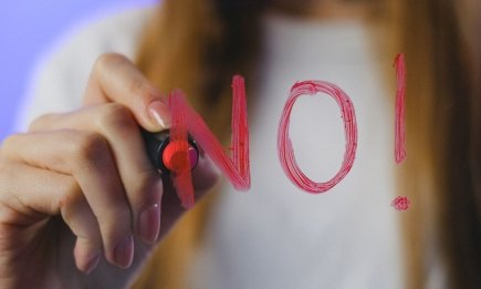 Не дайте сесть себе на шею: как правильными словами сказать "нет" и сохранить отношения