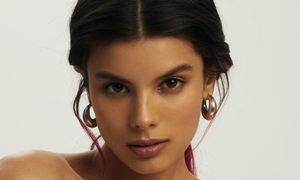 Встречалась с Никитой Ломакиным и снималась в сериале "Корона": интересные факты о Мишеле Андраде