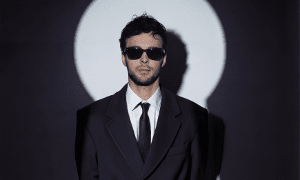 Сюрприз для фанів: Макс Барських випускає новий хіт "Не складається"